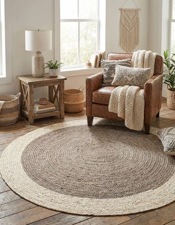 5' 1 x 5' 1 Handmade Braided Jute Round Rug