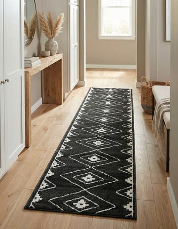 2' 7 x 10' Oslo Runner Rug
