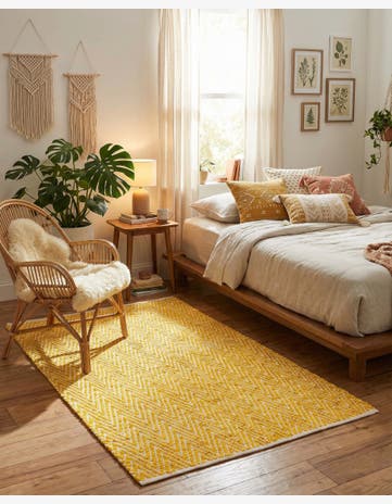 4' 1 x 6' 1 Hand Woven Chindi Chevron Rug