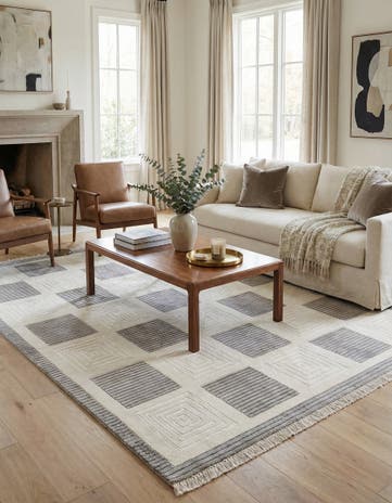 5' 6 x 7' 9 Hand Knotted Darya Wool Rug