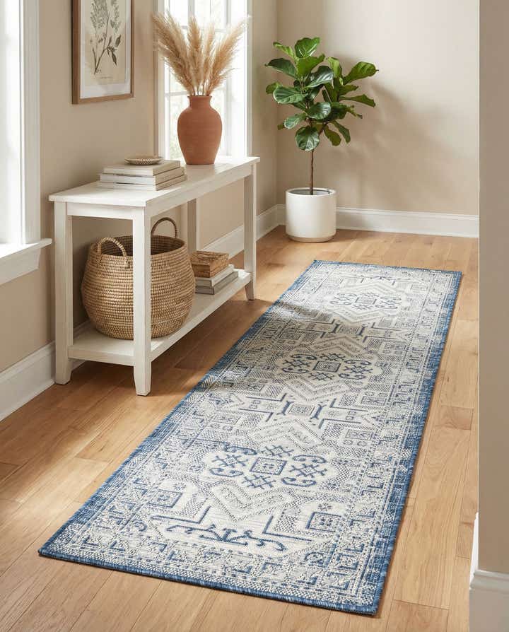 2' x 8' Easy-Clean Aztec Indoor / Outdoor Runner Rug