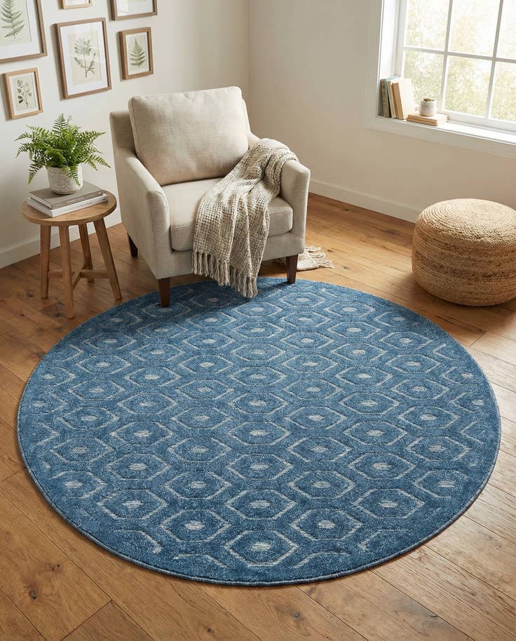 Detail image of 5' 3 x 5' 3 Easy-Clean Trellis Textured Indoor / Outdoor Round Rug