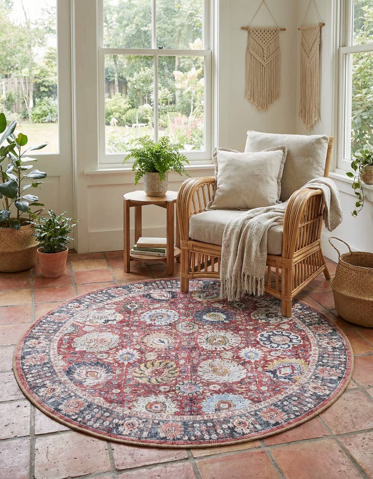 Detail image of 3' 6 x 3' 6 Timeless Round Rug