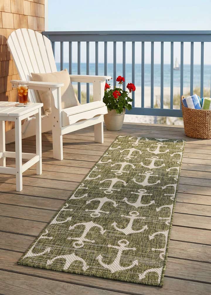 2' x 6' Easy-Clean Coastal Indoor / Outdoor Runner Rug