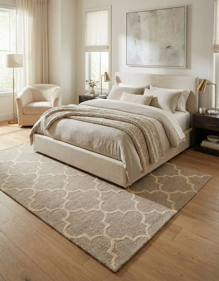 Detail image of 5' 1 x 8' Luna Wool Rug