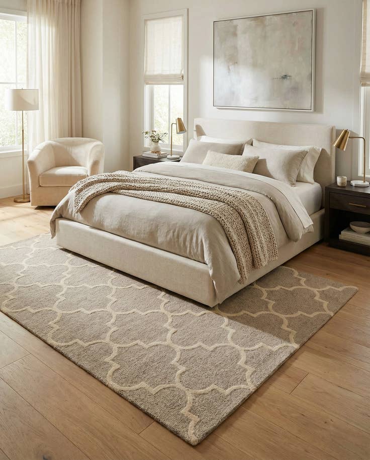 Detail image of 5' 1 x 8' Luna Wool Rug