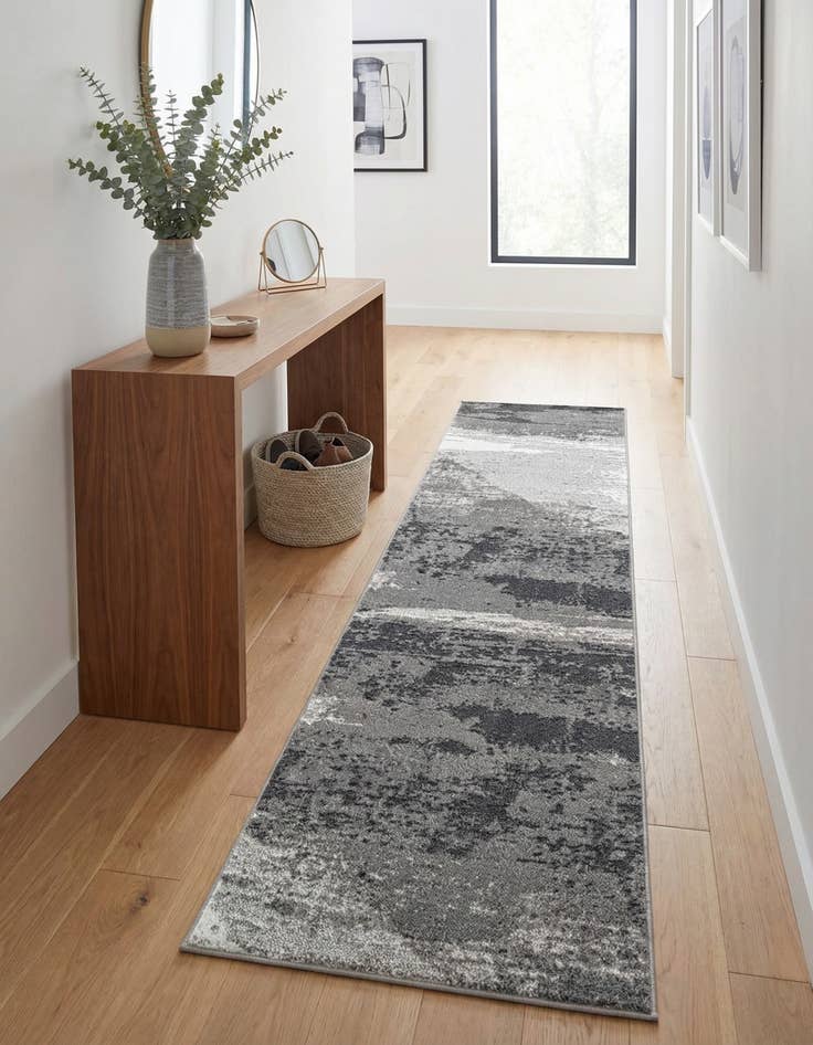 Detail image of 2' 7 x 12' Oslo Runner Rug