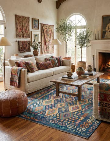 6' 11 x 9' 7 Hand Knotted Marok Kilim Rug