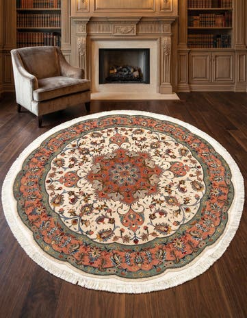 4' 11 x 4' 11 Tabriz Round Rug