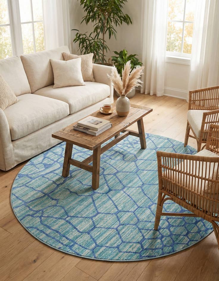 Detail image of 6' x 6' Alexis Round Rug