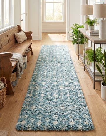 2' 7 x 12' Moroccan Trellis Shag Runner Rug