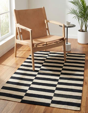 3' 5 x 4' 10 Hand Woven Kilim Modern Wool Rug