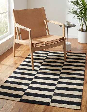 3' 5 x 4' 10 Hand Woven Kilim Modern Wool Rug