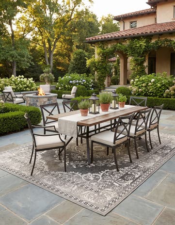 275cm x 365cm Easy-Clean Traditional Indoor / Outdoor Rug