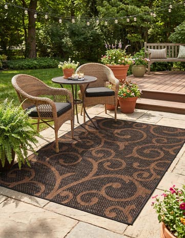 3' 3 x 5' 3 Easy-Clean Botanical Indoor / Outdoor Rug