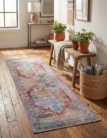 2' x 6' Washable Maahru Runner Rug
