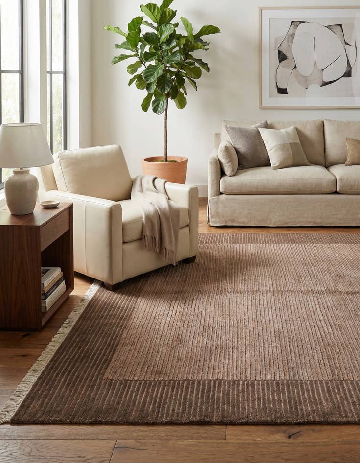 Detail image of 4' 11 x 6' 7 Hand Knotted Darya Wool Rug