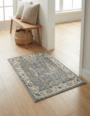 Gray Viola Rug