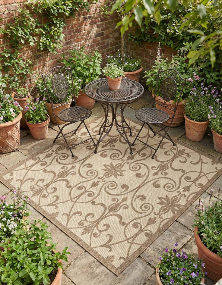 Detail image of 6' x 6' Washable Botanical Indoor / Outdoor Square Rug