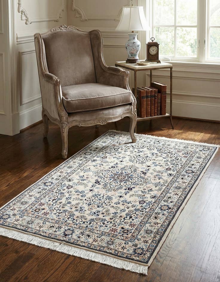 Detail image of 2' 9 x 4' 6 Nain Rug