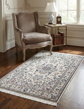 2' 9 x 4' 6 Nain Rug