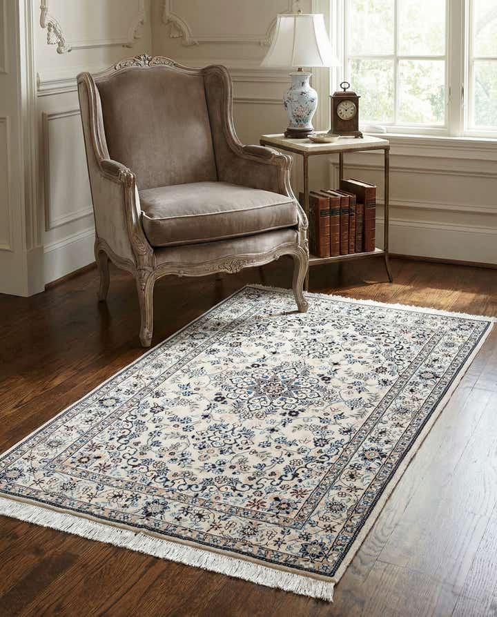 2' 9 x 4' 6 Nain Rug