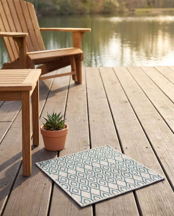 1' 4 x 1' 4 Easy-Clean Jill Zarin Turks and Caicos Indoor / Outdoor Sample Rug