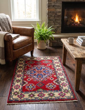 2' x 3' Hand Knotted Kazak Rug