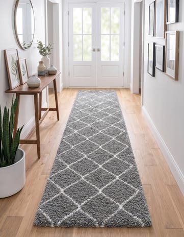 2' 7 x 13' Moroccan Shag Runner Rug
