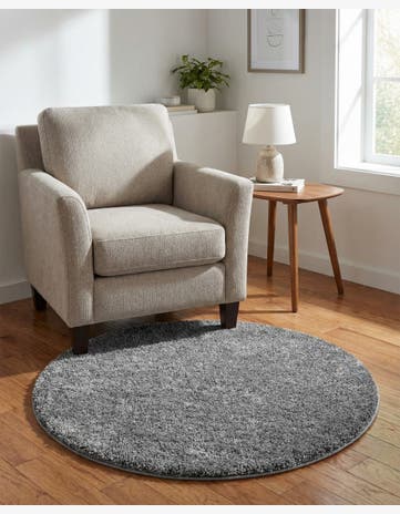 Pebble Gray Soft Solid Shag Round Rug