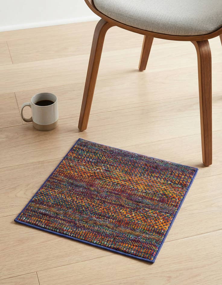 Detail image of 1' 4 x 1' 4 Calypso Sample Rug