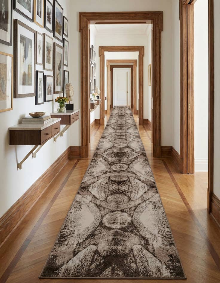 Detail image of 3' 3 x 19' 8 Monaco Runner Rug