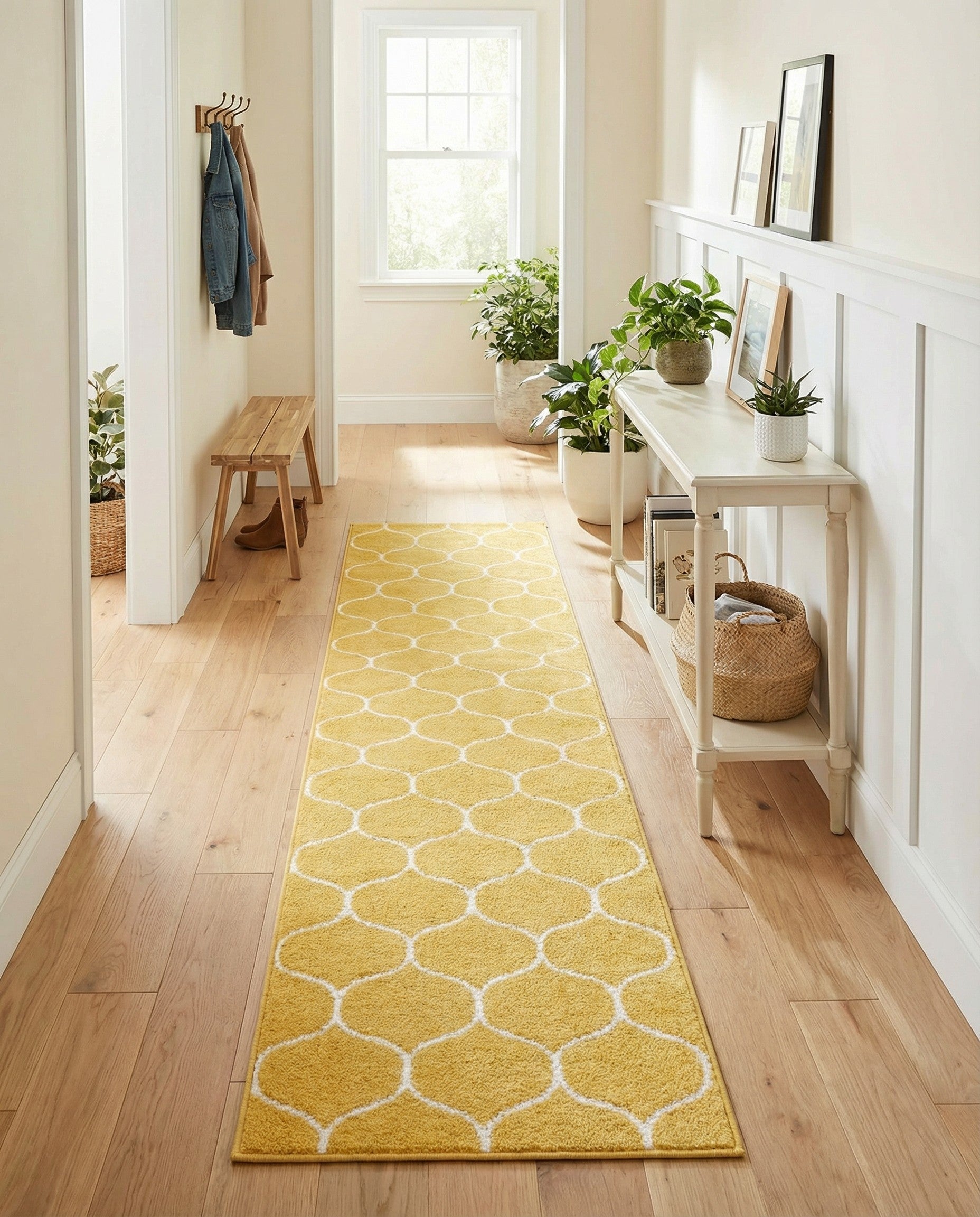 2' x 10' Trellis Frieze Runner Rug