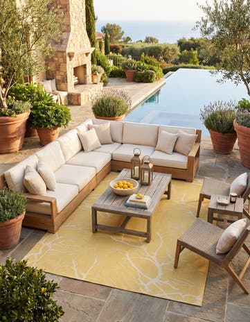 7' x 10' Easy-Clean Botanical Indoor / Outdoor Rug