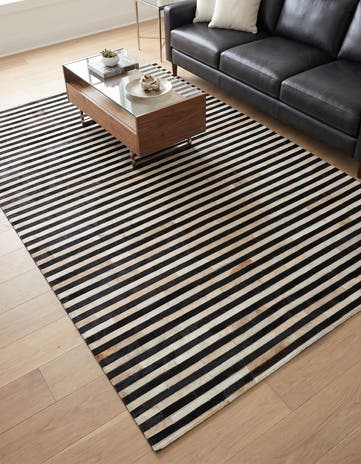 5' 1 x 8' Cowhide Leather Rug