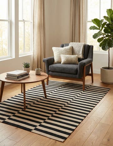3' 5 x 4' 9 Hand Woven Kilim Modern Wool Rug