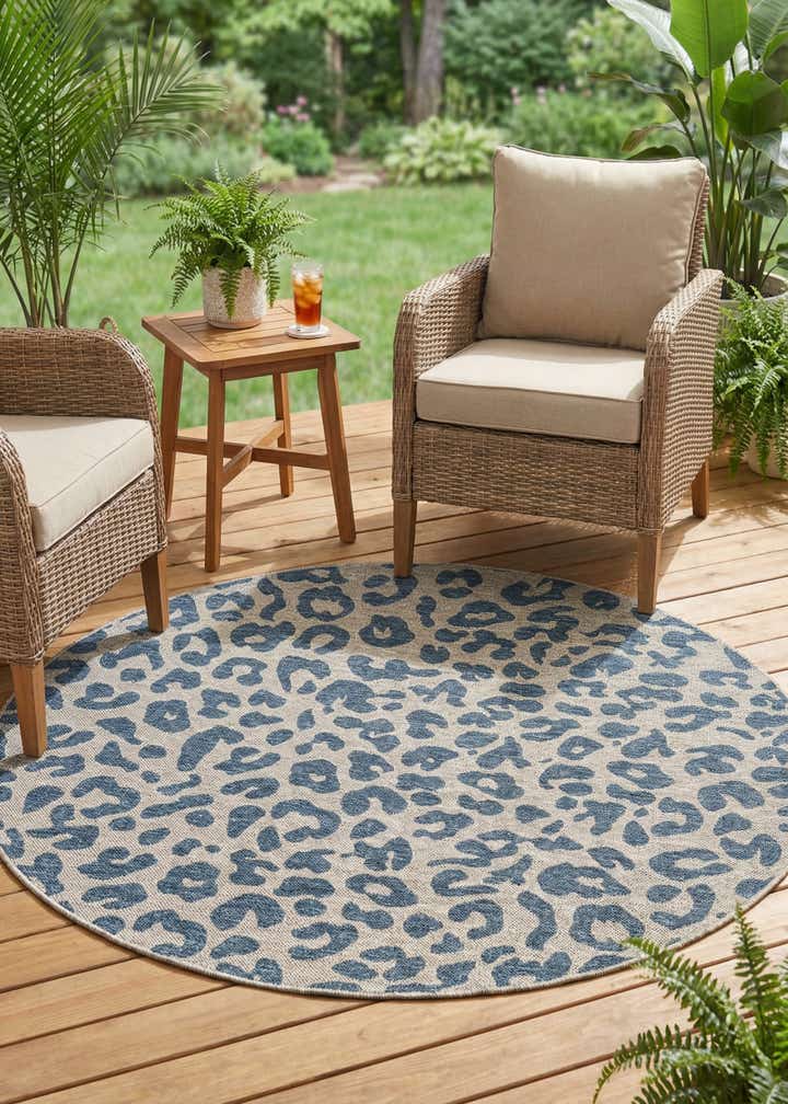 5' 3 x 5' 3 Easy-Clean Safari Indoor / Outdoor Round Rug