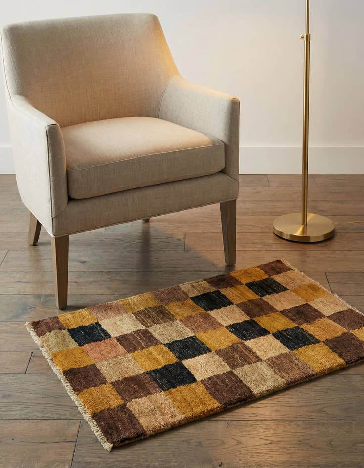 Detail image of 2' 7 x 4' Hand Knotted Modern Ziegler Rug