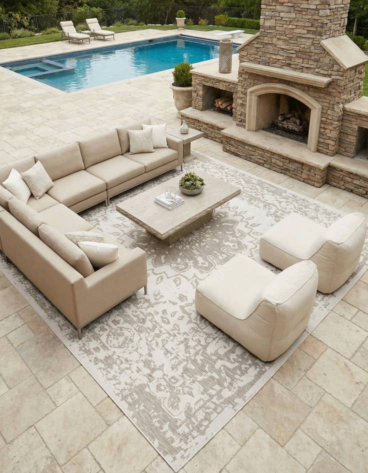 Detail image of 13' x 13'  Washable Traditional Indoor / Outdoor Square Rug