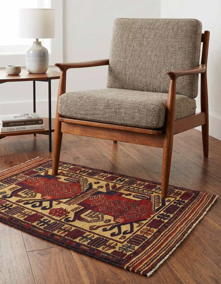 Detail image of 2' 10 x 4' 10 Hand Knotted Sumak Wool Rug