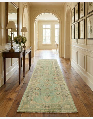 2' 11 x 9' 9 Hand Knotted Oushak Wool Runner Rug