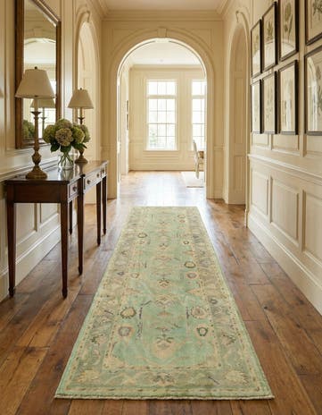 2' 11 x 9' 9 Hand Knotted Oushak Wool Runner Rug