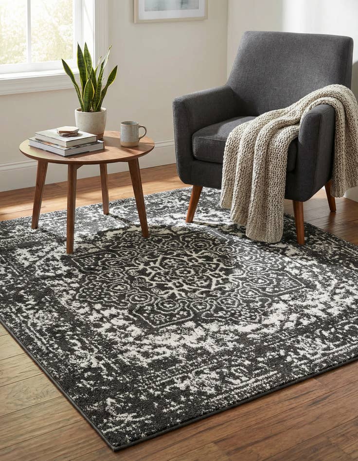 Detail image of 5' 3 x 5' 3 Arlington Square Rug