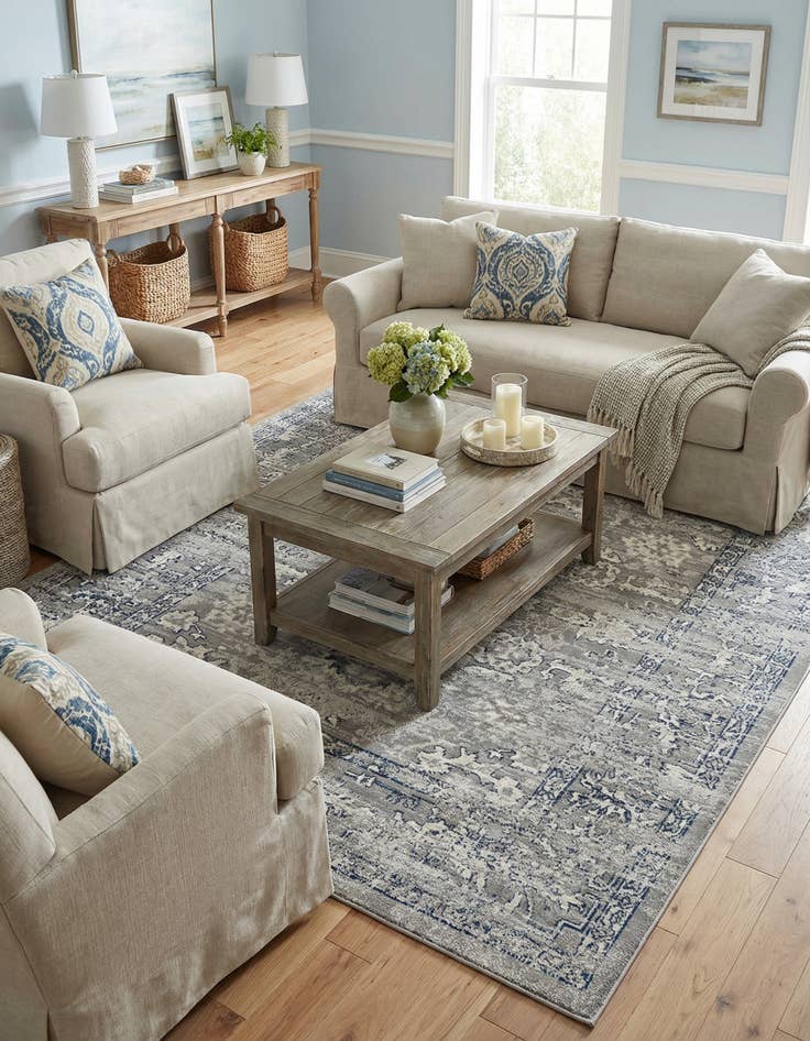 Detail image of 9' x 12' Charleston Rug