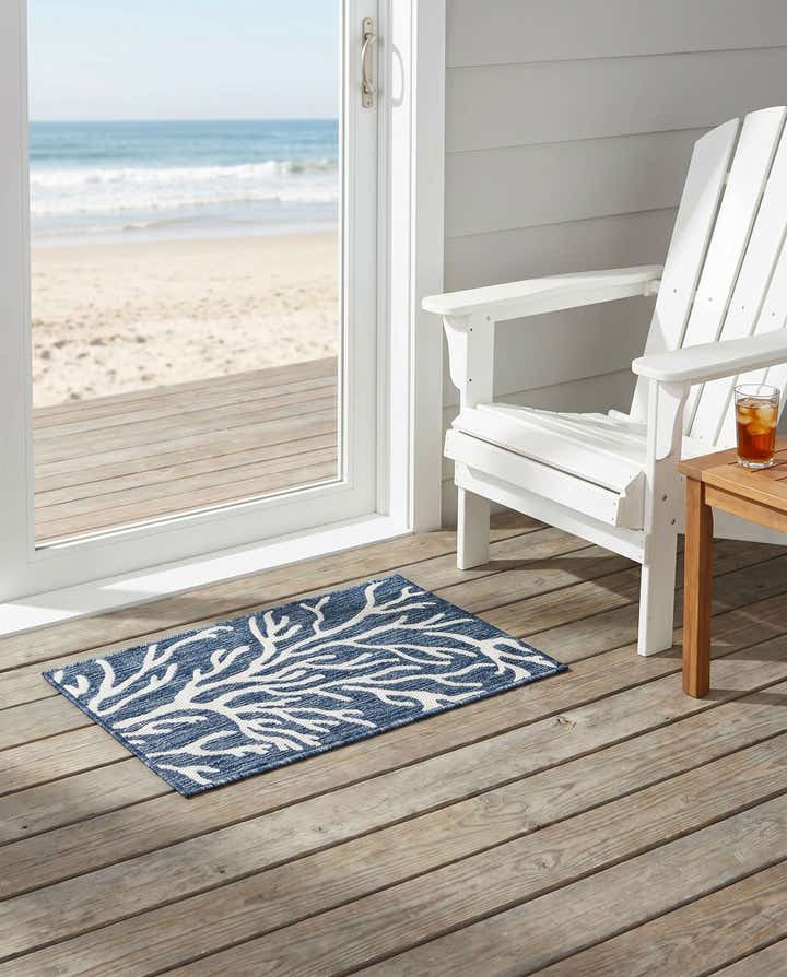 2' x 3' Easy-Clean Coastal Indoor / Outdoor Rug