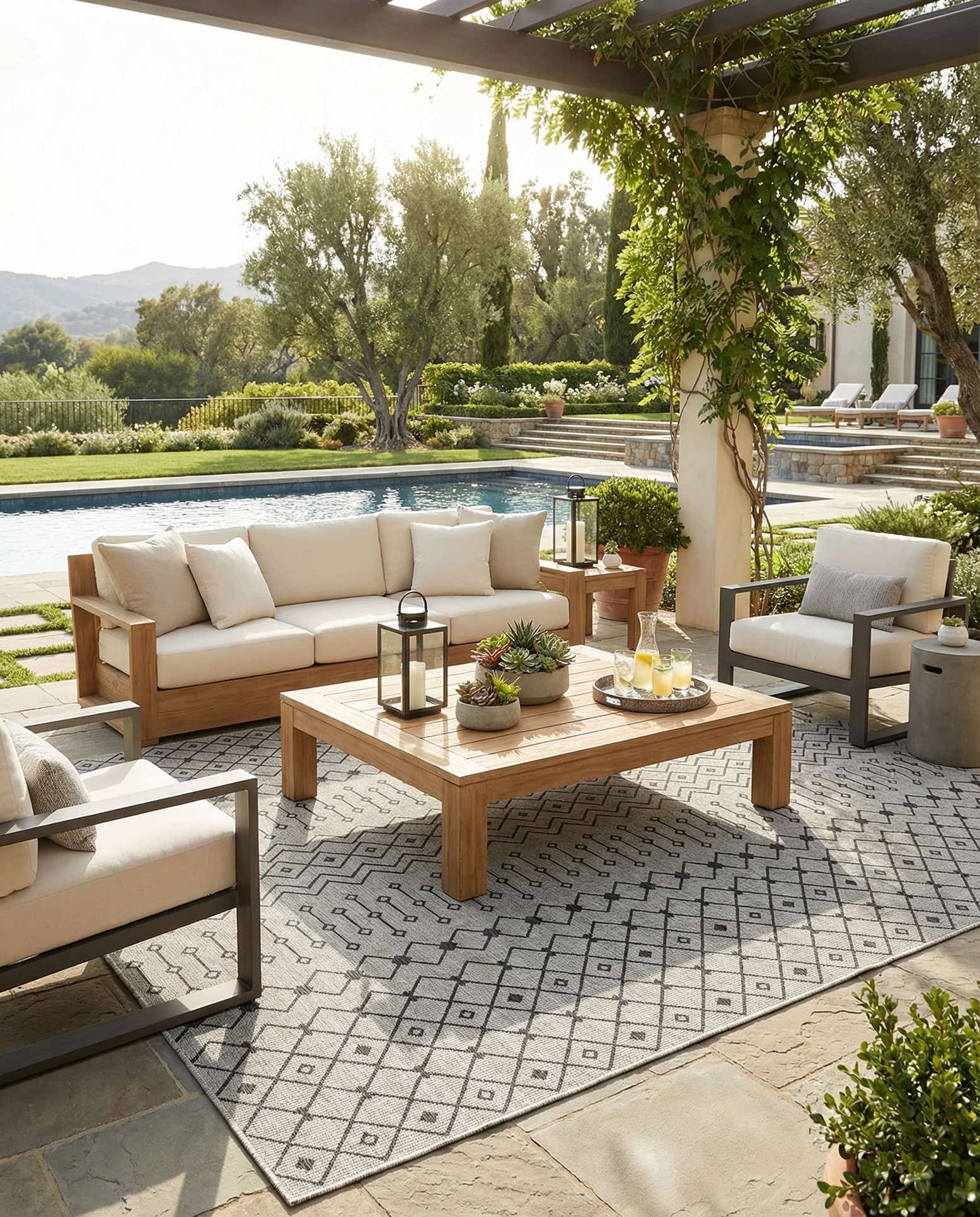 13' x 13' Easy-Clean Trellis Indoor / Outdoor Square Rug