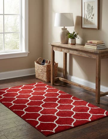 Red Lattice Frieze Rug