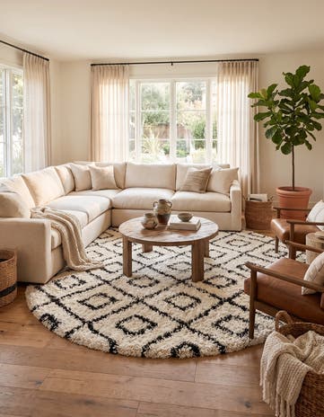 White and Black Lattice Shag Round Rug