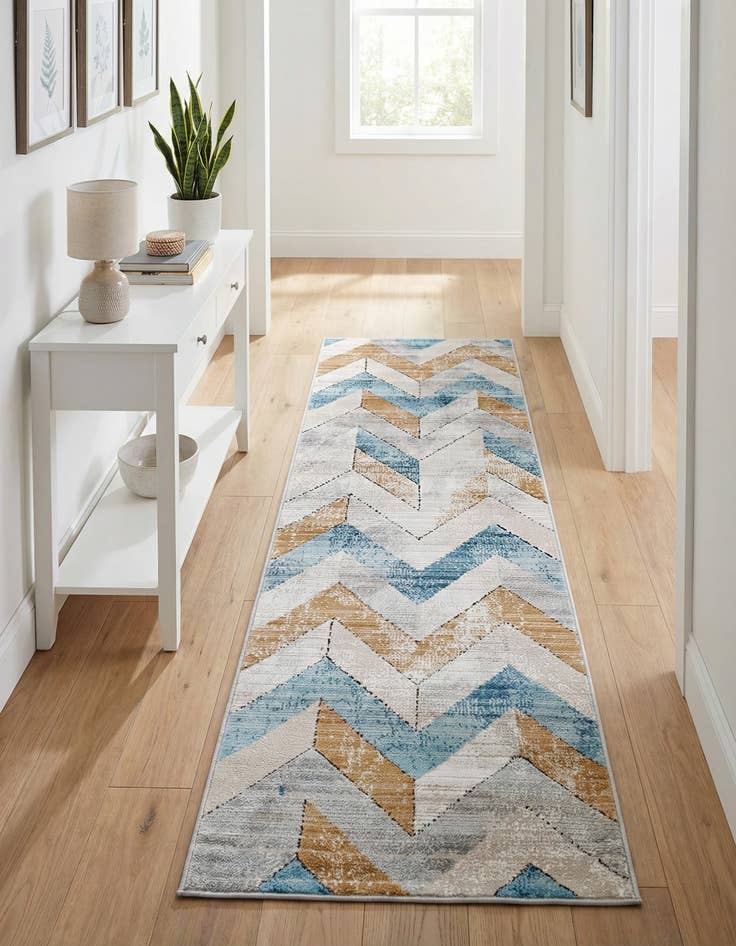 Detail image of 2' 2 x 6' Leipzig Runner Rug