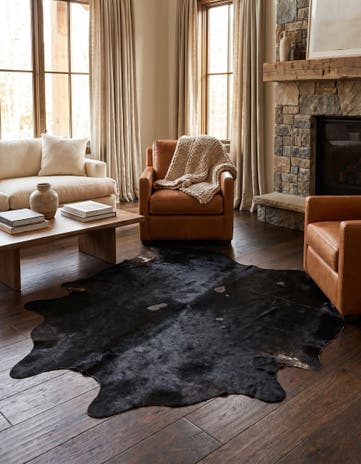 5' 9 x 6' 9 Cowhide Leather Rug
